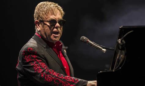 ¿Cuál es el nuevo gran reto de Elton John? | Noticias hola.com