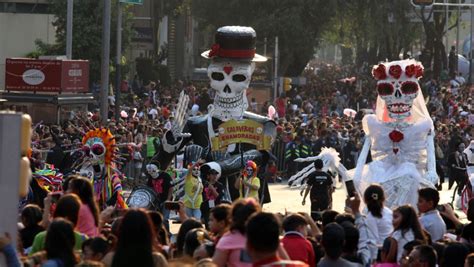 ¿Cuándo inicia el gran festival de Día de Muertos en CDMX ...
