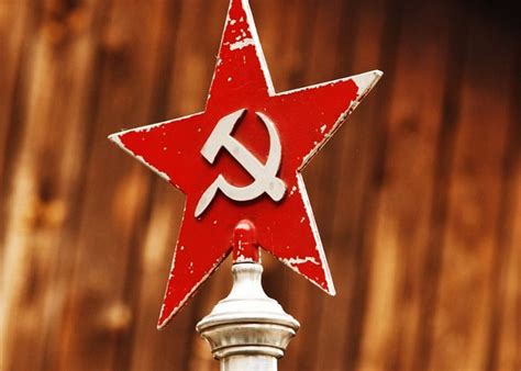 ¿Cuándo se acabó el comunismo?