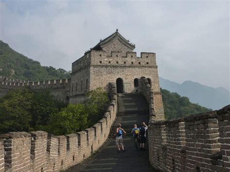 ¿Cuándo se construyó y terminó la Gran Muralla China?