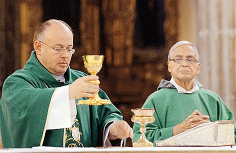 ¿Cuánto gana un sacerdote católico en México?