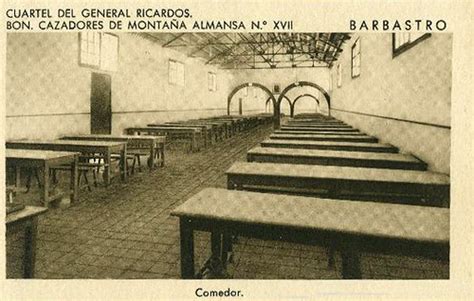 Cuartel de General Ricardos hacia 1925. Barbastro ...