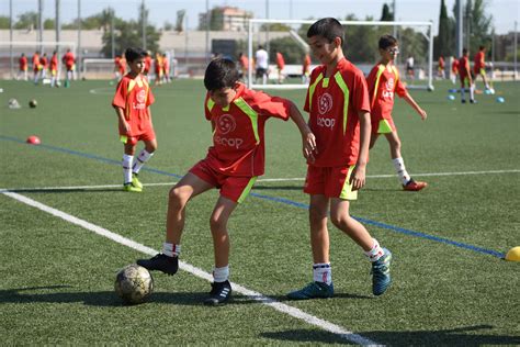Curso Futbol Anual Lecop   Escuela de Fútbol Lecop en Zaragoza