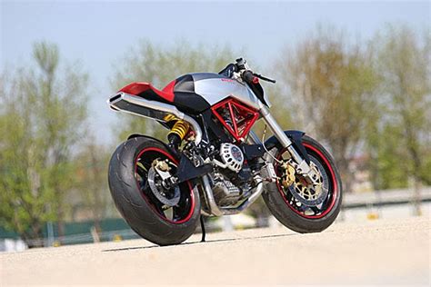 Custom Ducati 900 Supersport   Grease n Gas