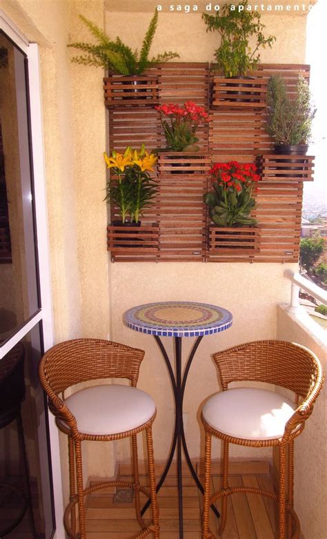 cute small balcony ideas | Giardini da balcone piccoli ...