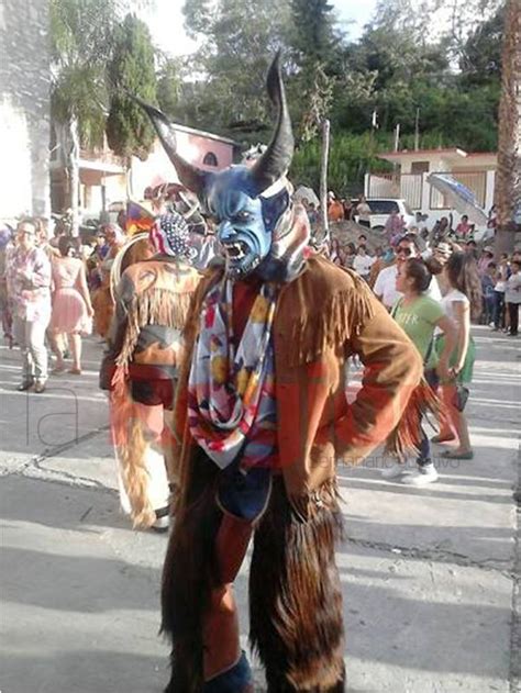 Danza de los Diablos: Santiago del Río, Silacayoapan.   La Región