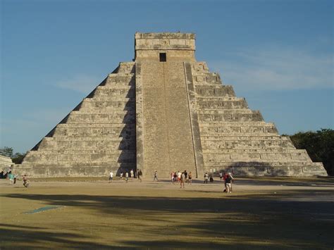 Datei:Chichen Itza pyramid.jpg – Wikipedia