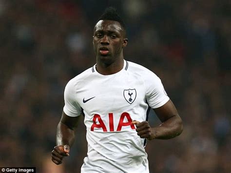 Davinson Sanchez signs a new six year contract with ...