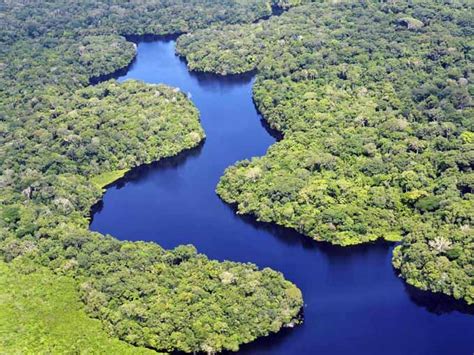 ¿De dónde viene el nombre del río Amazonas?