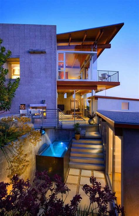 decora y disena: Casa Moderna de Playa con vistas a Laguna Beach California