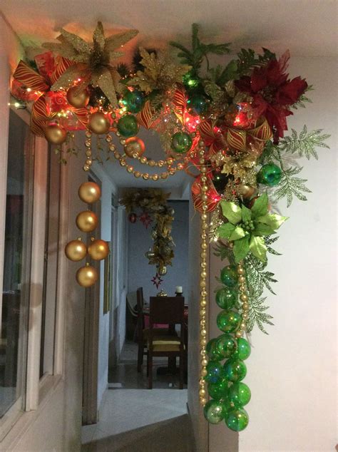 Decoración puertas | Arreglos florales de navidad, Ideas ...