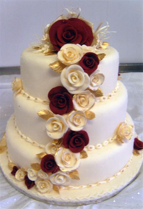 decoratedcakes | Examples of wedding cakes/birthday cakes ...