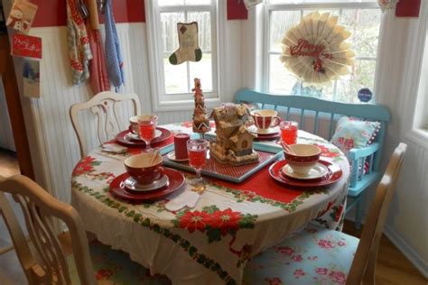 Decorating For A Vintage Style Christmas   Lisa s Creative ...