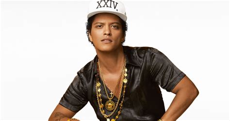 Demandan a Bruno Mars por publicar foto de él cuando era pequeño ...