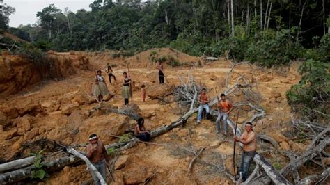 Denuncian que un millón de indígenas del Amazonas están en ...