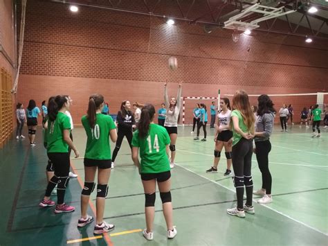 Deporte Escolar: El voleibol femenino triunfa en los encuentros de ...