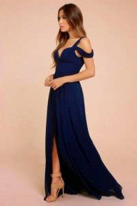 Descubre Cómo Combinar un 【 Vestido Azul Marino 】 para una Boda