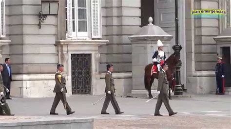 Desfile de las Fuerzas Armadas y la Guardia Civil en el ...