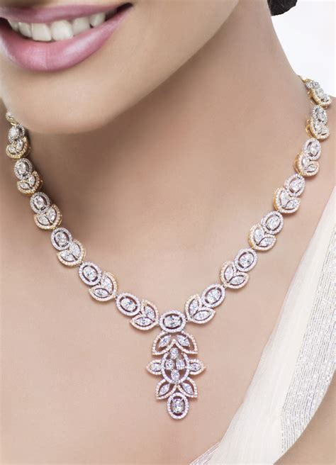 Diamond Necklace For Women – Things you must know – StyleSkier.com