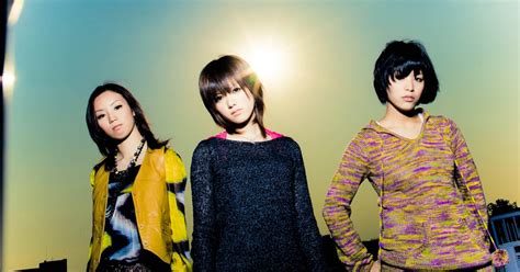 DiDiChAi s Kotatsu: Japanese Female Rock Band Stereopoly