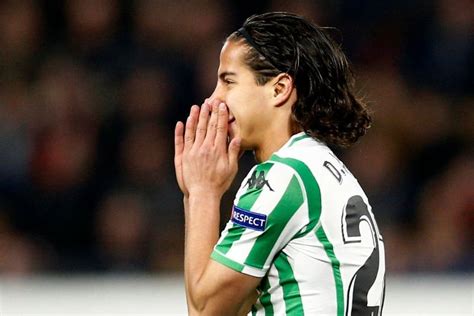 Diego Lainez es incluido en Equipo de la Semana en Europa ...