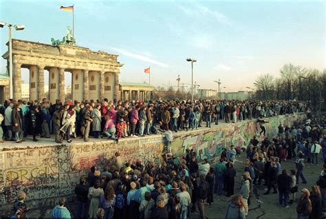Diez curiosidades sobre el Muro de Berlín 31 años después ...