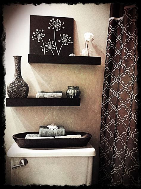 Different Ways Of Decorating A Bathroom