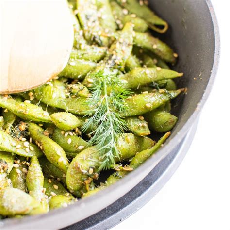 Dill Edamame Snack | vegan + gluten free | kiipfit.com