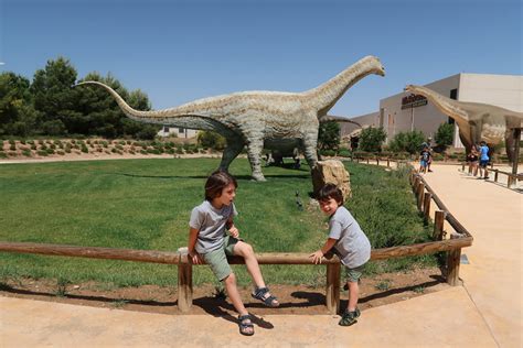Dinópolis Teruel, el parque dedicado a los dinosaurios   Palabra de Madre