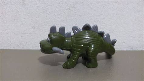 Dinosaurio Verde Natoons Huevo Kinder Figura   $ 50.00 en Mercado Libre
