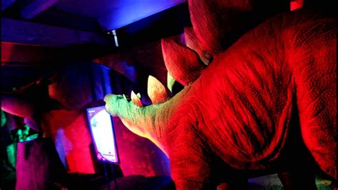 Dinosaurios animatronics 2011 en Chillán   YouTube