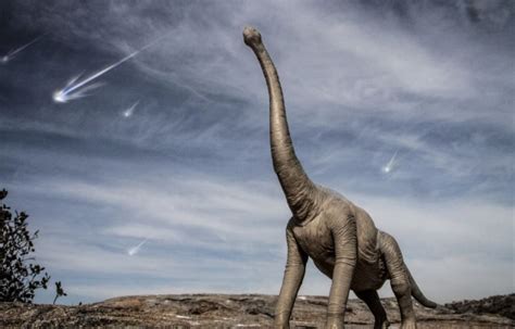 Dinosaurios en el espacio: científico sostiene la chance ...