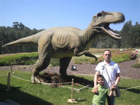 Dinosaurios en el MUJA : fotografía de Museo Jurásico de ...