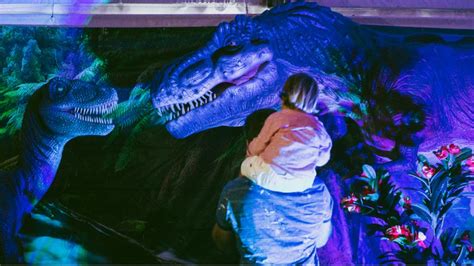 Dinosaurs Tour : dinosaures a escala real al Parc del ...