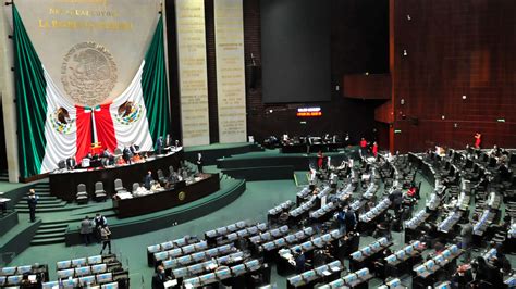 Diputados mexicanos quitan fuero al presidente, pero falta el aval del ...