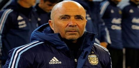 Director técnico argentino denigra a agente de tránsito: “¡Cobrás 100 ...