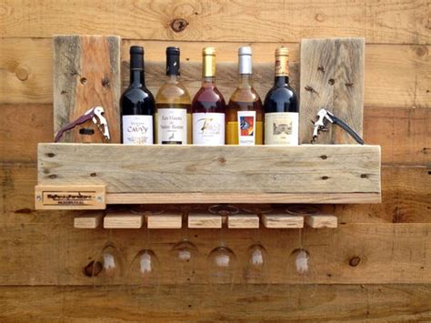 Discarded wooden pallets are DIY furniture gold