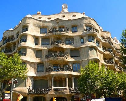 Diseño Industrial siglo XIX: Antoni Gaudi