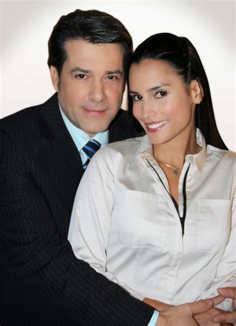Diverso Magazine: Alejandra Sandoval y Miguel De León