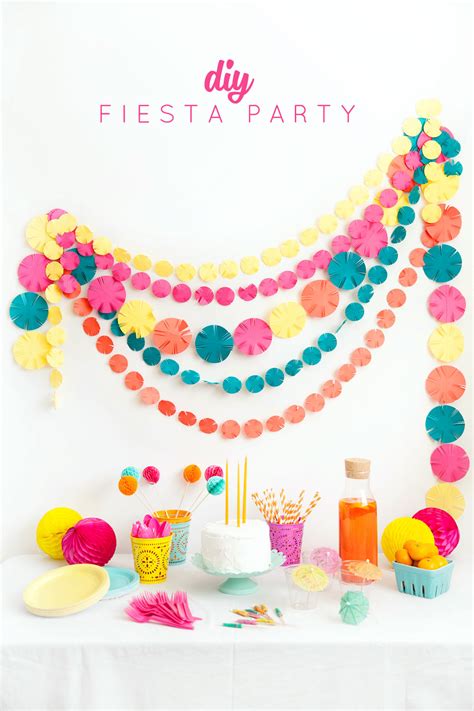 DIY FIESTA PARTY GARLAND  tell love and party