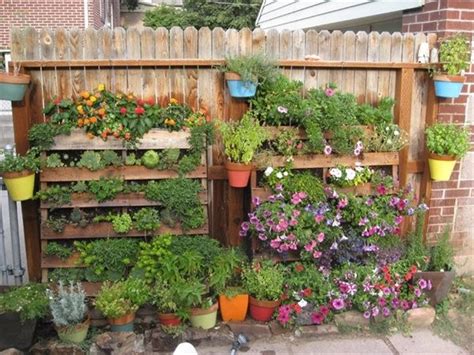 DIY ideas   How to build a vertical herb garden from a ...
