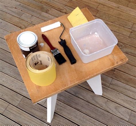 DIY: Renovar una mesa auxiliar con decoupage en madera