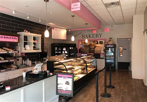 Dollars For Donuts: Aggie s Bakery & Cake Shop  West Allis
