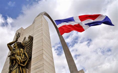 Dominicanos celebran 174 años de su independencia ...