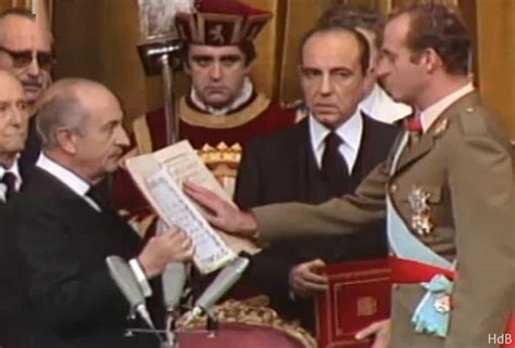Don Juan Carlos de Borbón y Doña Sofía son proclamados por Las Cortes ...