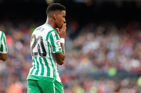 Done Deal: Junior Firpo Completes FC Barcelona Switch In ...