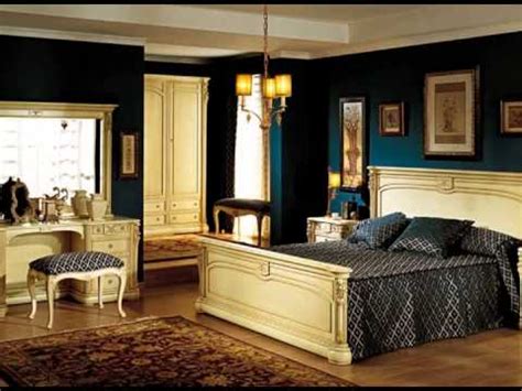 Dormitorios de matrimonio estilo clasico con camas ...