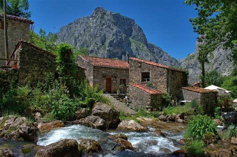 Dos lugares imprescindibles que visitar en Asturias: Los Lagos de ...