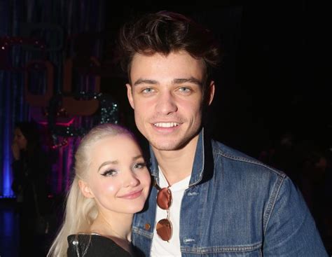 Dove Cameron and Thomas Doherty Are Instagram Official! | TigerBeat