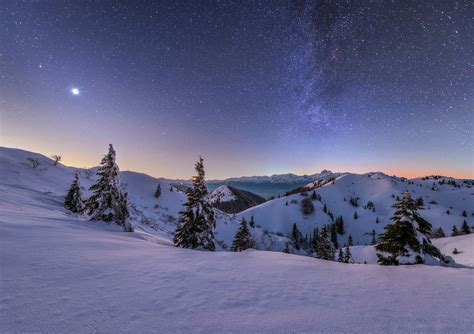 Dreamy Pixel | Starry night in the winter mountains ...